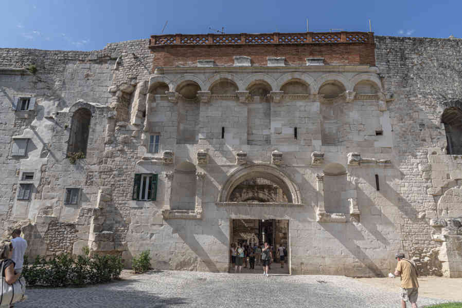 Croacia - Split 03 - palacio de Diocleciano - Puerta de Oro